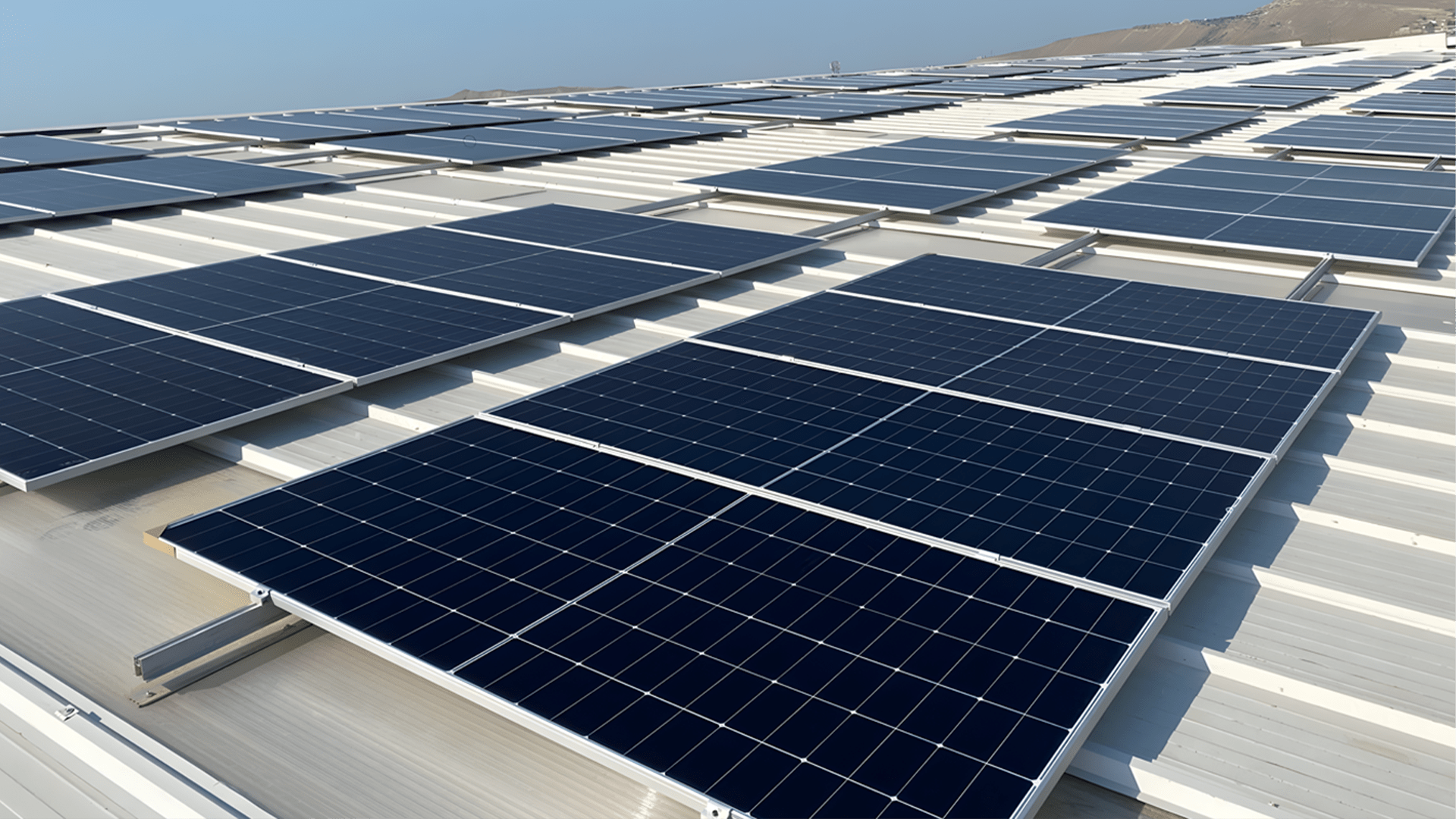 Halliburton Şirkəti üçün 200 kVt Günəş Enerjisi Sistemi