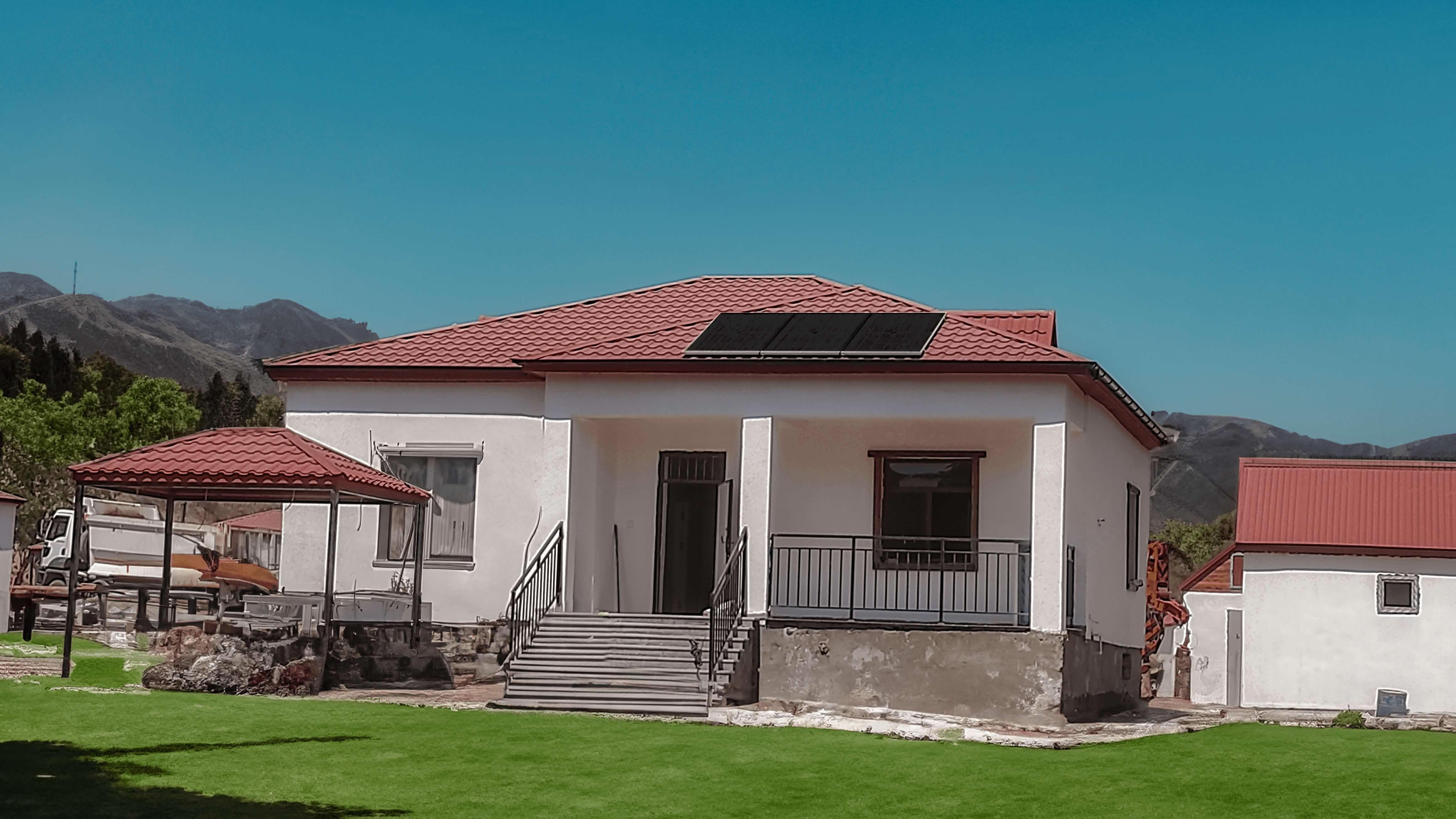 Zabux Kəndində Yaşayış Evləri üçün 3.3 kVt-lıq On-Grid Günəş Enerjisi Layihəsi